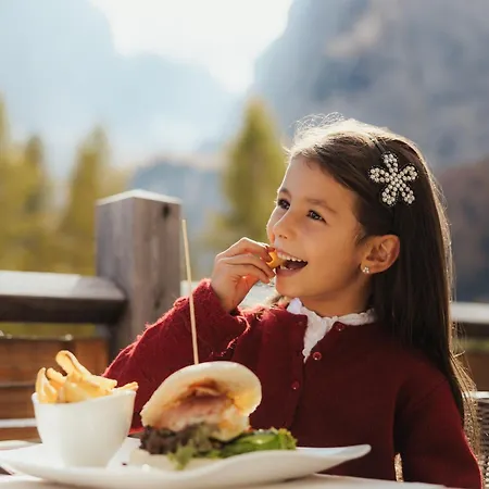 Kolfuschgerhof Mountain Resort-2
